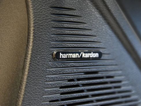 Used 2015 Dodge Challenger SRT Hellcat image 15