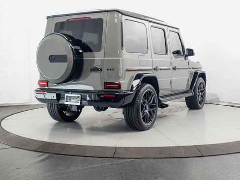 Used 2025 Mercedes-Benz G 63 AMG 4MATIC image 33