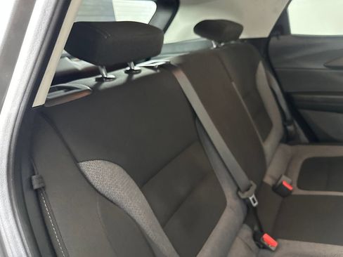Used 2025 Chevrolet TrailBlazer LT AWD/4WD image 29