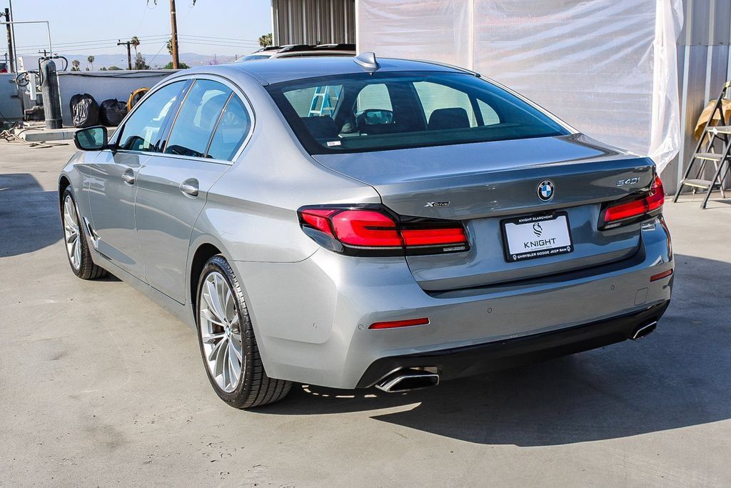 Used 2023 BMW 540i xDrive w/ Premium Package AWD/4WD image 7