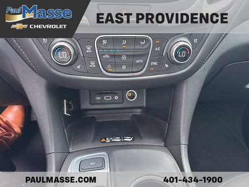 Used 2019 Chevrolet Equinox Premier AWD/4WD image 13