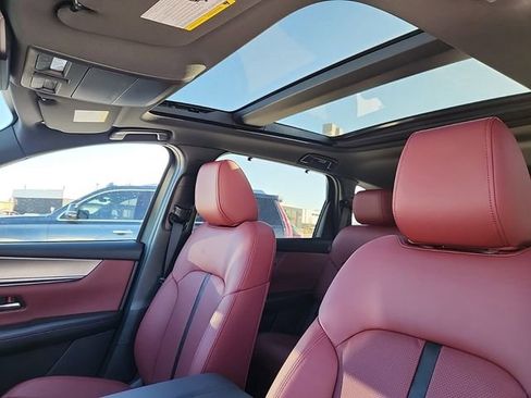 Used 2025 MAZDA CX-70 3.3 Turbo S w/ Premium Package image 27