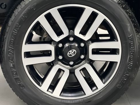 Used 2021 Toyota 4Runner Limited RWD image 67