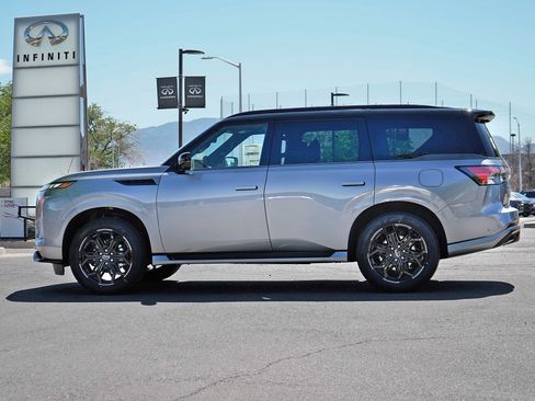 Certified 2026 INFINITI QX80 4WD image 6