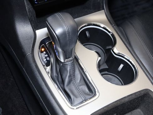 Used 2017 Jeep Grand Cherokee Altitude image 7