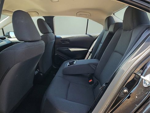 Used 2025 Toyota Corolla LE FWD image 13
