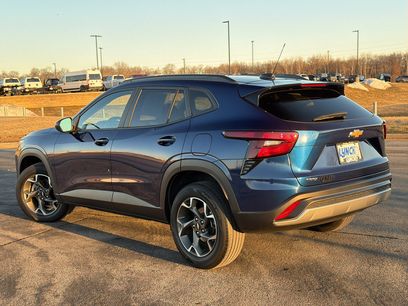 Used 2024 Chevrolet Trax LT w/ Sunroof Package
