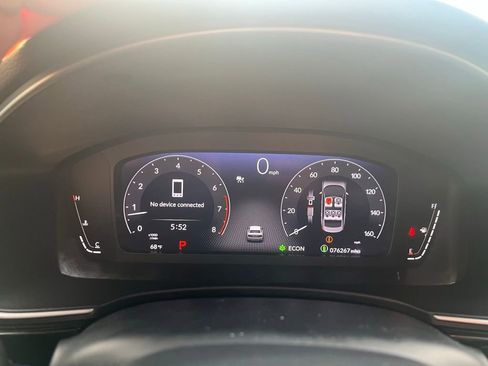 Used 2022 Honda Civic Touring image 7