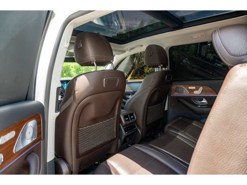 Used 2020 Mercedes-Benz GLS 450 4MATIC image 13