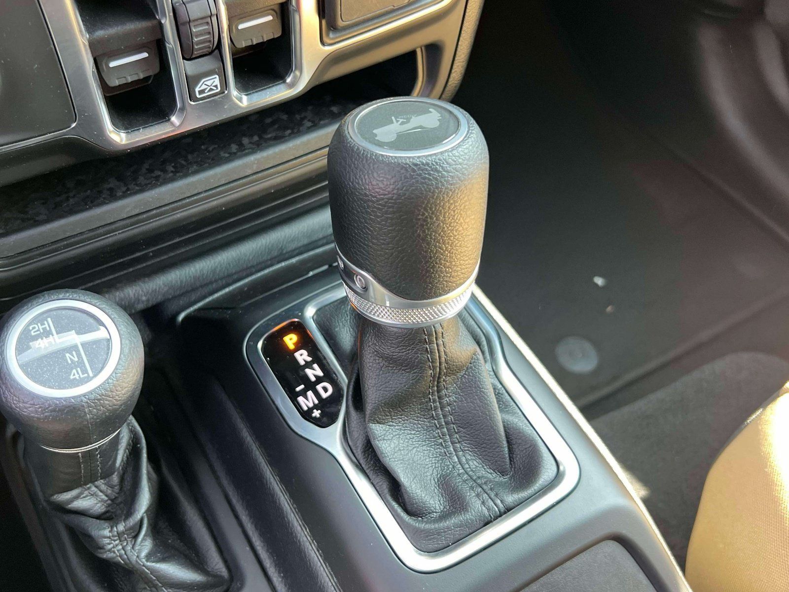 Used 2021 Jeep Wrangler Unlimited Sport AWD/4WD image 29