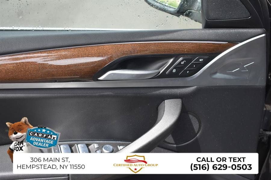 Used 2024 BMW X4 xDrive30i AWD/4WD image 10
