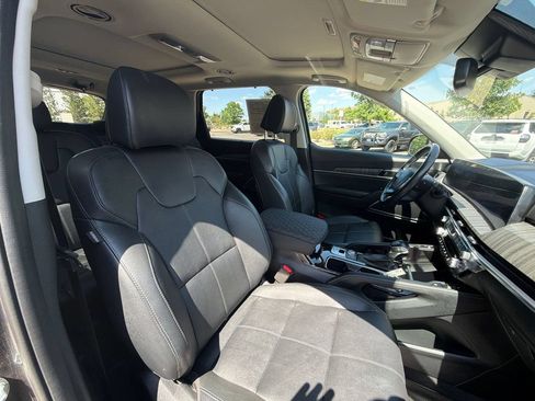 Used 2024 Kia Telluride SX w/ Towing Package AWD/4WD image 14