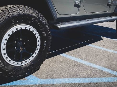 Used 2019 Jeep Wrangler Unlimited Sport S AWD/4WD image 30
