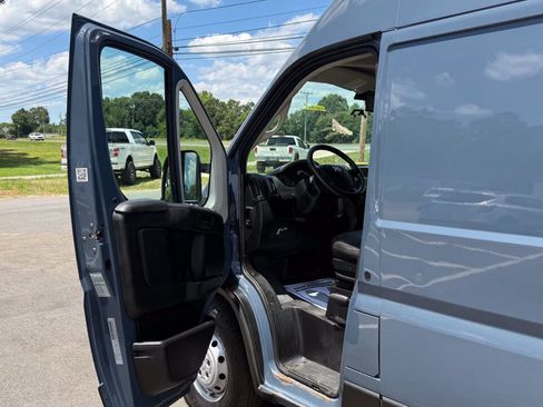 Used 2019 RAM ProMaster 3500 FWD image 12