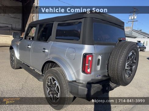 Used 2023 Ford Bronco Outer Banks image 7