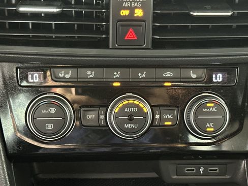 Used 2020 Volkswagen Jetta R-Line w/ R-Line Cold Weather Package image 23