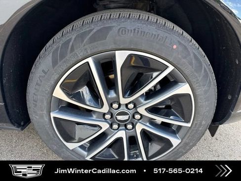 Certified 2025 Cadillac Optiq Sport 2 w/ LPO, Floor Liner Package AWD/4WD image 3