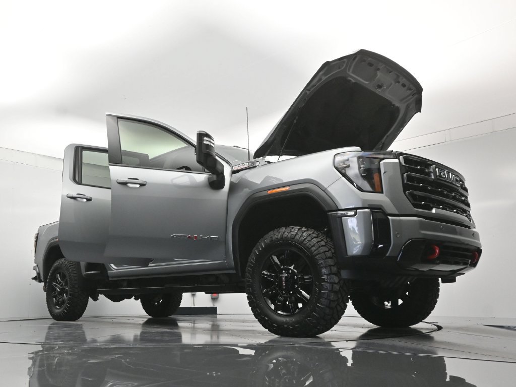 Used 2025 GMC Sierra 2500 AT4 w/ AT4 Premium Plus Package AWD/4WD image 53