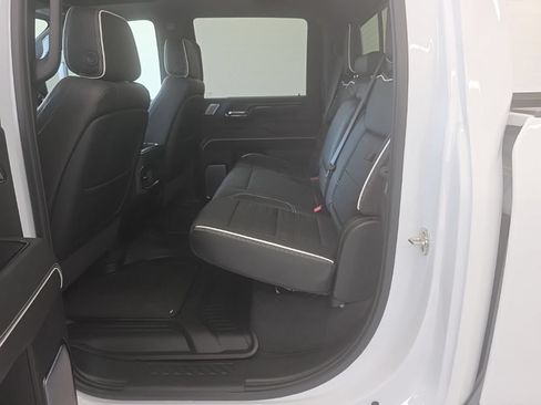 Used 2026 GMC Sierra 2500 AT4X AWD/4WD image 39