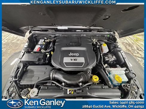 Used 2017 Jeep Wrangler Unlimited Sahara AWD/4WD image 25