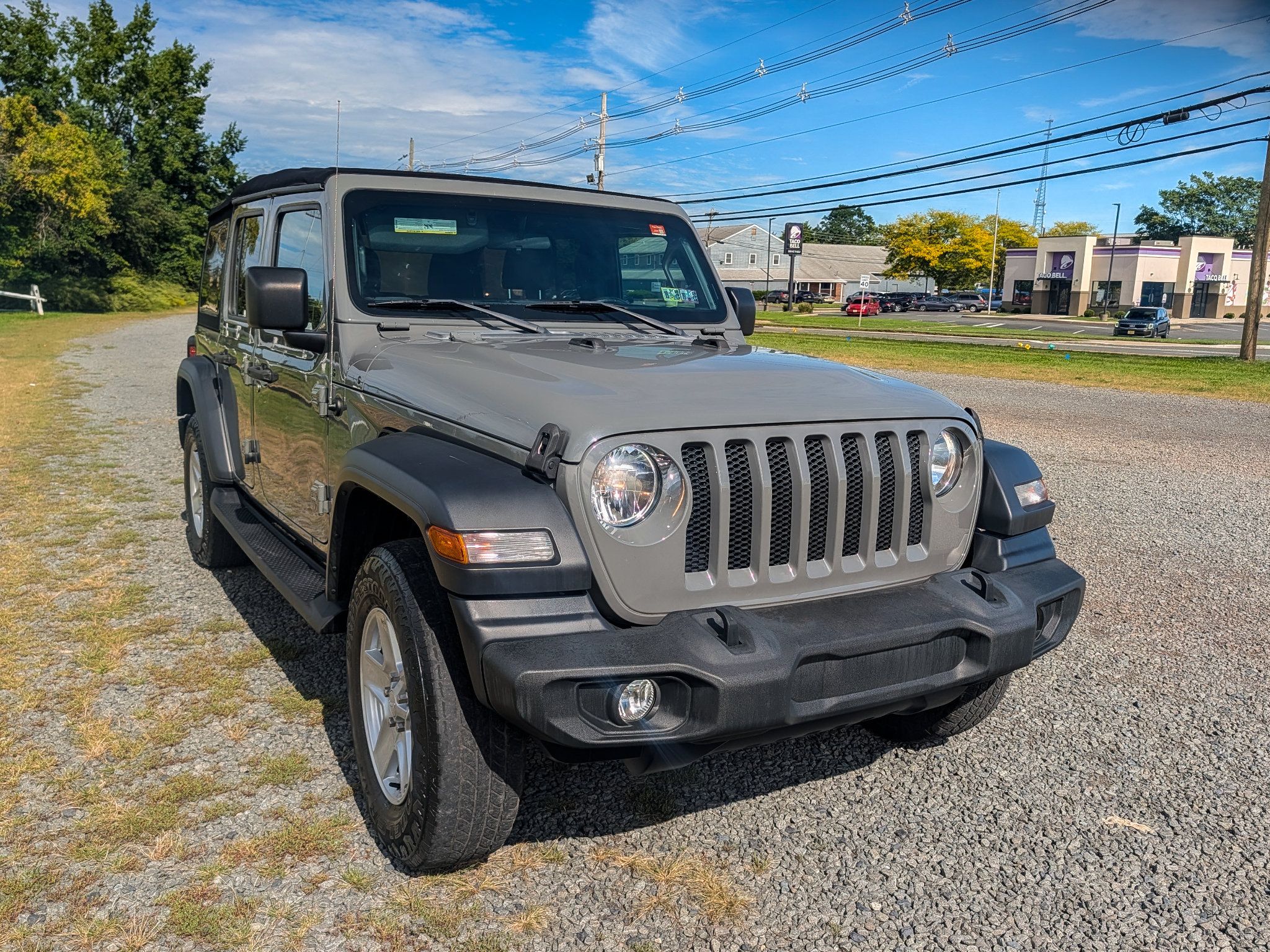 Used 2019 Jeep Wrangler Unlimited Sport S AWD/4WD image 4