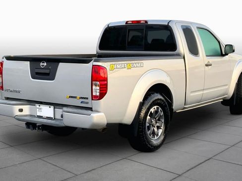 Used 2017 Nissan Frontier Desert Runner RWD image 12