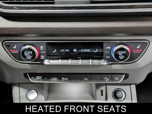 Used 2024 Audi Q5 e Premium Plus image 29