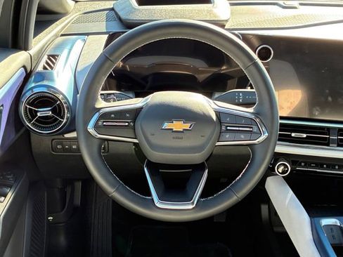 New 2026 Chevrolet Equinox EV LT w/ Convenience Package II image 21