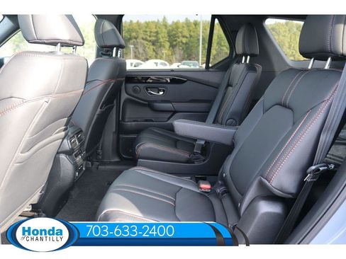 New 2025 Honda Pilot TrailSport image 32