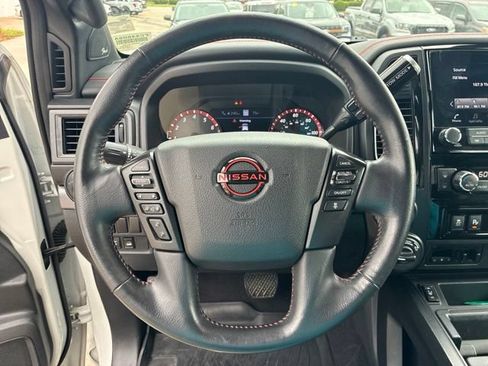 Used 2023 Nissan Titan PRO-4X w/ Pro-4x Convenience Package AWD/4WD image 33