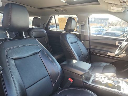 Certified 2023 Ford Explorer Limited AWD/4WD image 35