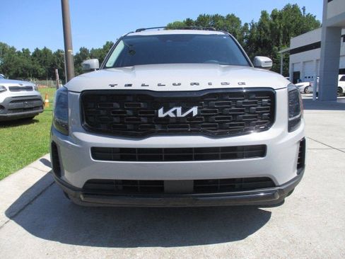 Used 2022 Kia Telluride EX w/ EX Premium Package image 8