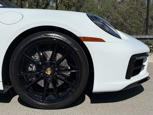 Certified 2022 Porsche 911 Carrera image 12