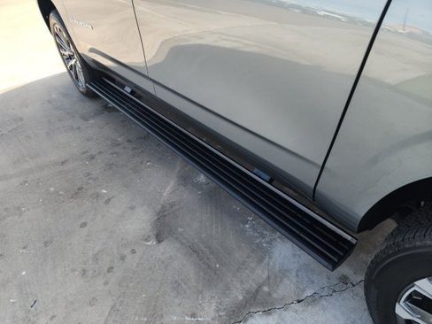 New 2026 Chevrolet Suburban High Country image 15