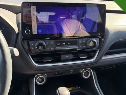 Used 2024 Toyota Grand Highlander Platinum image 15