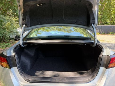 Used 2026 Nissan Altima 2.5 SV FWD image 31