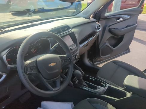 Certified 2023 Chevrolet TrailBlazer LS image 19