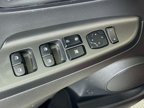 Used 2021 Hyundai Kona SEL FWD image 24