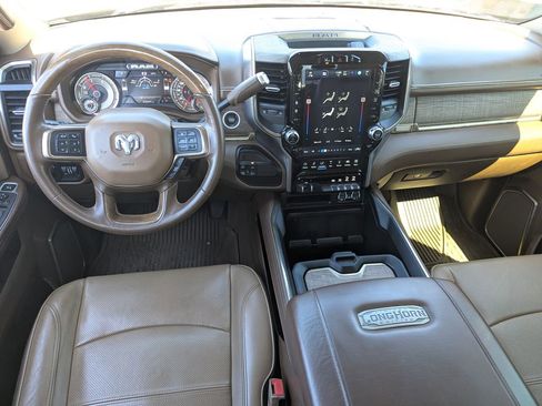 Used 2022 RAM 2500 Limited AWD/4WD image 33