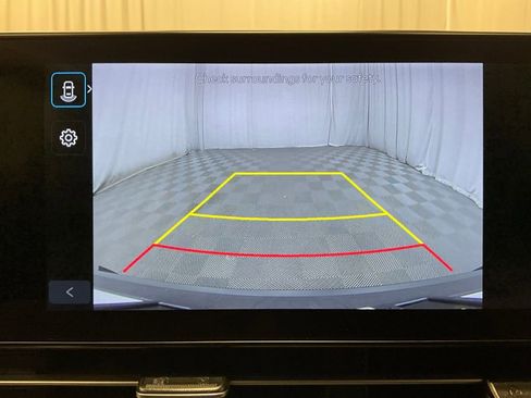 Used 2025 Hyundai Kona SEL image 22