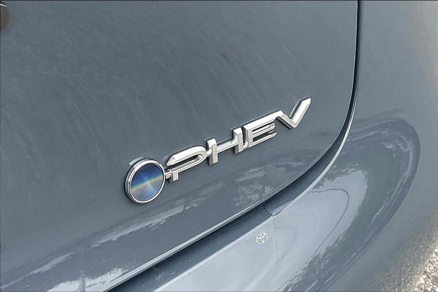 Used 2025 Toyota Prius Plug-In Hybrid w/ Limited Premium Package FWD image 8