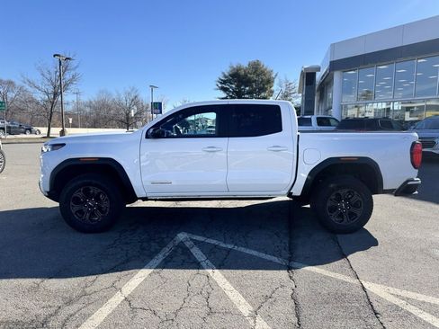 Used 2025 GMC Canyon Elevation w/ Convenience Package image 2