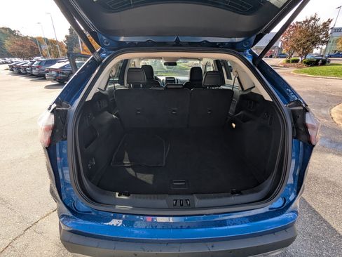 Used 2022 Ford Edge Titanium image 14