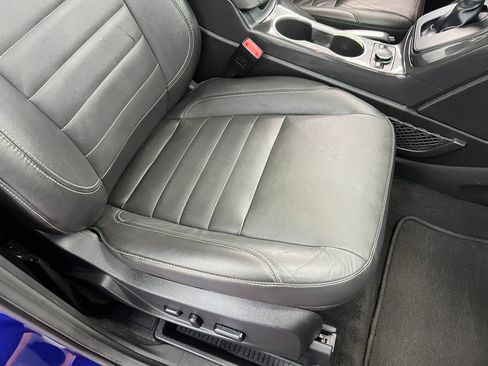 Used 2016 Ford Escape Titanium image 10
