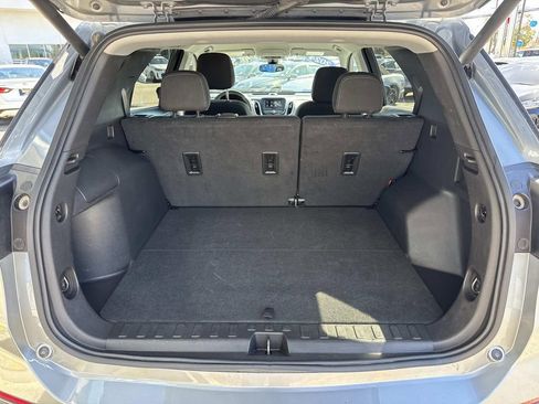 Used 2024 Chevrolet Equinox LT image 9