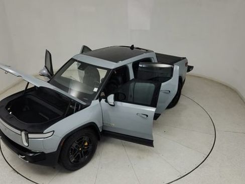 Used 2022 Rivian R1T Adventure AWD/4WD image 31