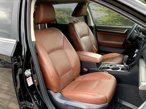 Used 2019 Subaru Outback 2.5i Touring AWD/4WD image 27