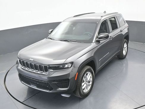 New 2026 Jeep Grand Cherokee Laredo X AWD/4WD image 44