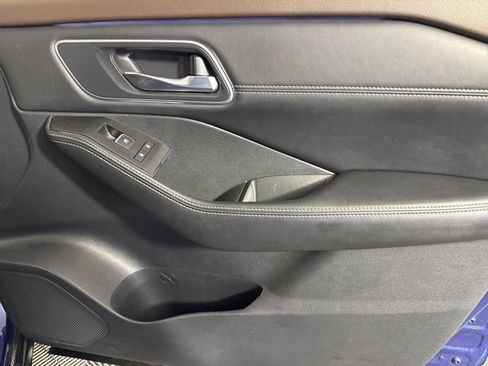 Used 2023 Nissan Rogue Platinum w/ Platinum Premium Package image 27