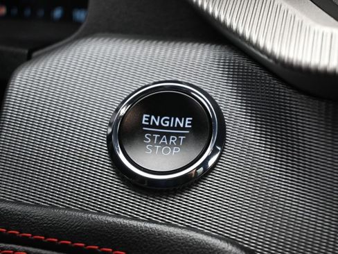 Used 2025 Ford Explorer ST-Line w/ ST-Line Street Pack image 14